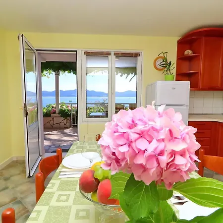 Stipo - Comfort One Bedroom With Terrace And Sea View A1 דירה