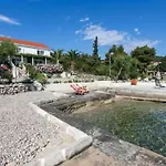 Apartman Stipo - Comfort One Bedroom With Terrace And Sea View A1