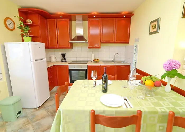 Stipo - Comfort One Bedroom With Terrace And Sea View A1 アパート Drače